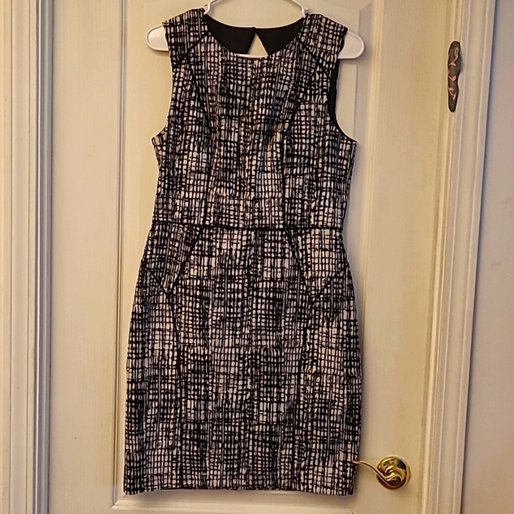 H&M Black and White Patterned Dress